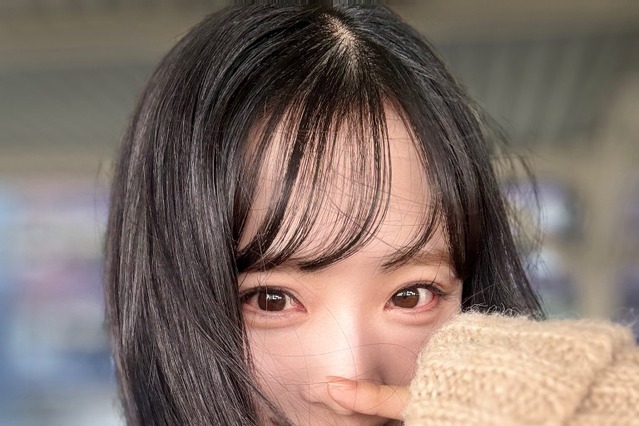 小栗有以、期間限定のミディアムヘアに!「可愛すぎる」「これ以上好きにさせないで」 画像