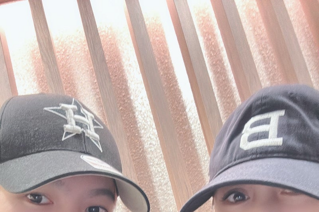 渡辺美奈代、次男・矢島名月との親子2ショット！ 「姉弟に見えますよ」「仲良しさんで羨ましい」 画像