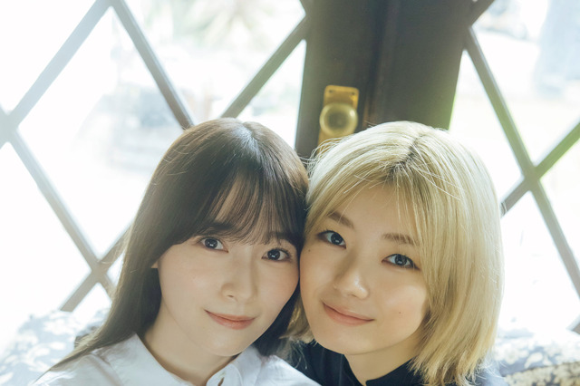 櫻坂46・藤吉夏鈴＆守屋麗奈、FLASHで“密着”ペアグラビア！ 画像