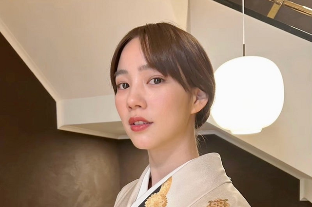 のん、和装美人姿のオフショに「オーラ半端ありません」 画像