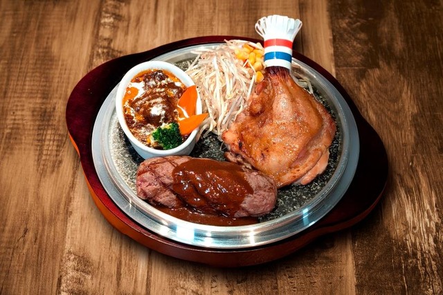 贅沢スペシャルコンボが登場！ラゾーナ川崎「ストーンバーグ」が冬季限定メニューを販売 画像