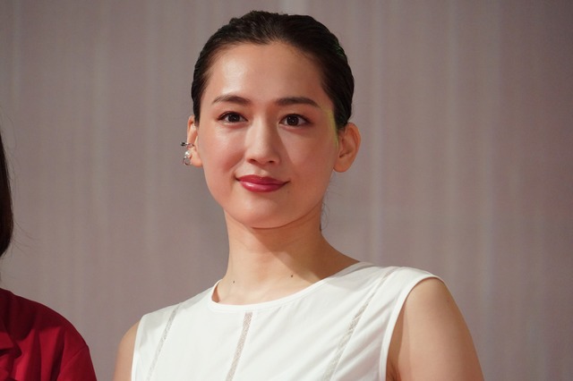 10月のCM露出タレントランキング第1位は「綾瀬はるか」! その次に並ぶのは…… 画像