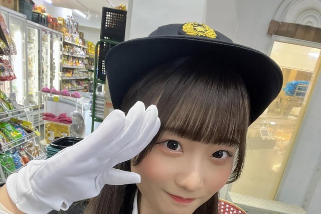 SKE48・池田楓、凛々しくもキュートに敬礼! 自身の地元で一日警察署長に 画像