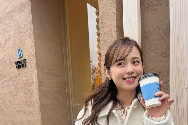 「大学生でイケル」久慈暁子、ブーツ+ミニ丈ワンピ姿がおしゃれすぎ! 画像
