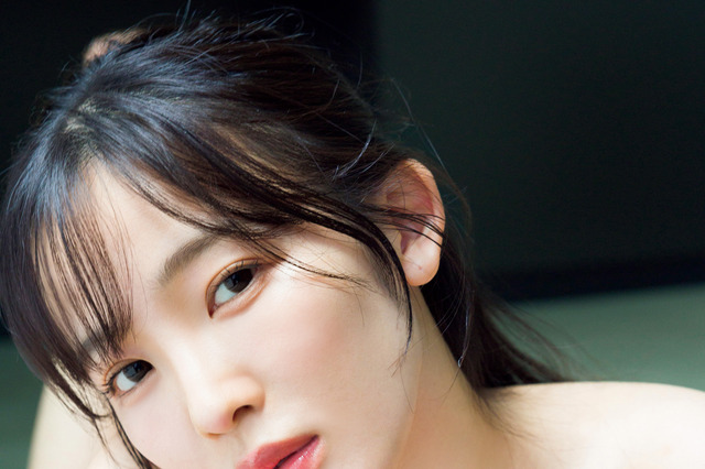 天木じゅんと“秘密のデート”？ Iカップボディを見せつける！ 画像