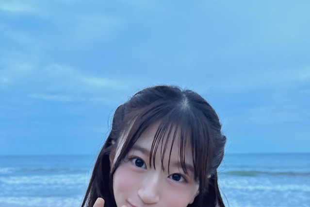 NMB48・上西怜、美バスト覗く純白ビキニ！『GIRLS-PEDIA 』オフショット続々投稿 画像