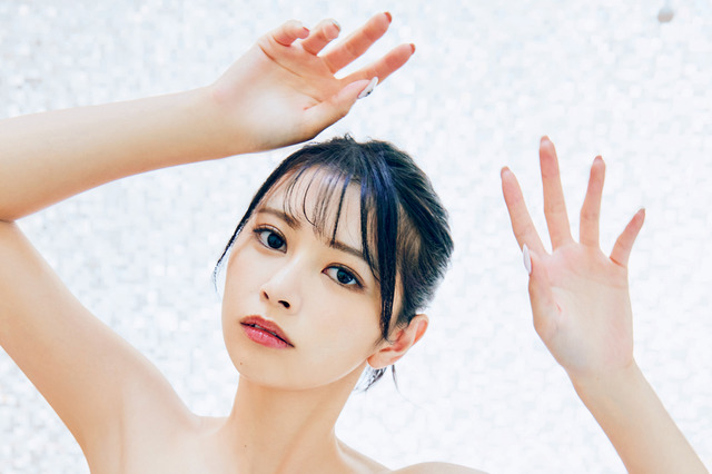 謎の超新星・山田あい、初グラビアでIカップの衝撃グラマー！ 画像