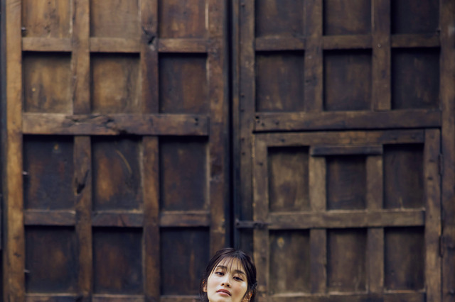 高橋凛、34歳になった今だから出せるオトナの色香 画像