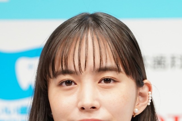 1st写真集本日発売！ 井桁弘恵、27歳“最後”のインスタ投稿で水着姿チョイ見せ 画像