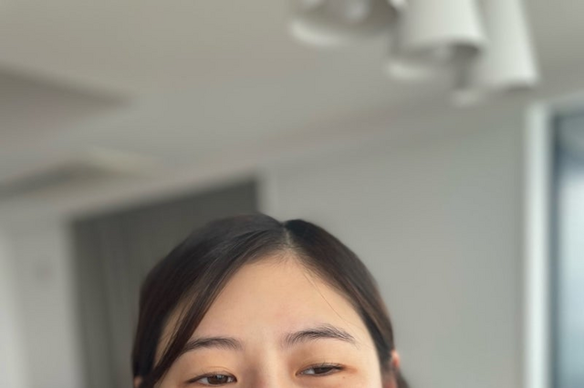山本圭壱、恵方巻き食べる妻・西野未姫のすっぴん姿を投稿 「幸せそうなお顔を見てほっこり」 画像