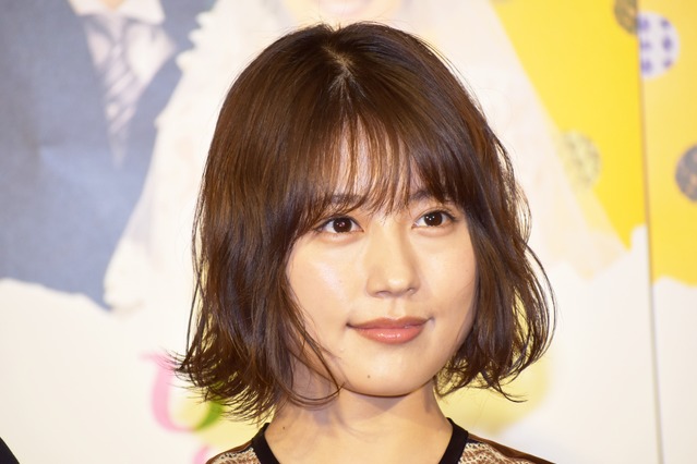 有村架純、ミニスカショットで“最高の匂わせ”！「この架純氏がどこで見られるのかお楽しみに」 画像