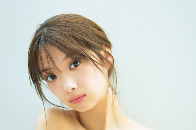 『FNS歌謡祭』出演のアイドル・山下彩耶、『FLASH』で“初”水着グラビアに挑戦 画像