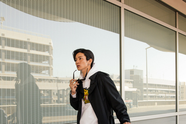 目黒蓮、フェンディをまとって羽田国際空港に登場！ イタリア・ミラノに向けて出発 画像