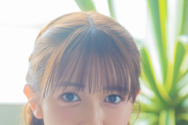 超とき宣・小泉遥香、彼女感あふれる姿が満載！ 初のソロ写真集『はるのとなり。』発売決定 画像