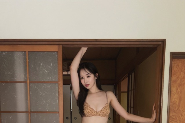 辻󠄀優衣、グラビア撮影のために絞った“神スタイル”披露 画像