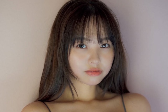 本郷柚巴、たわわバストの破壊力!『週プレ』グラビアにファン「迫力やばい」 画像