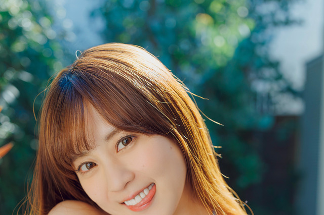 令和版“奇跡の1枚”が話題！ アイドル界の新星・中川心、小悪魔的な美貌でグラビア撮 画像