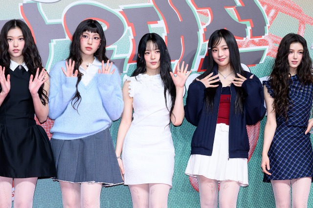 NewJeans、活動中断中の心境を初告白「大変な時間を過ごしている…」【全文】 画像