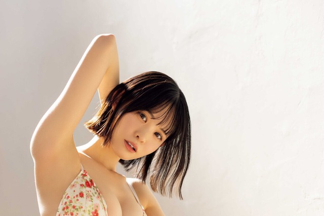 山本栞、ピュアな表情からは想像できないナイスボディ！「ヤングアニマルWeb」初登場 画像