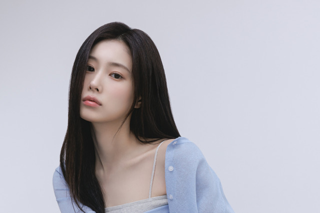 元IZ*ONEのカン・へウォン、夏の新作コレクションで魅せる新ビジュアル！ 画像