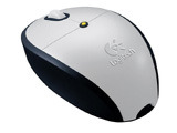 ロジクール、電池1本で4か月使える小さなコードレスオプティカルマウス 画像