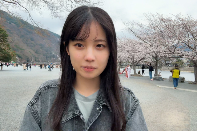 櫻坂46、四期生8人目「勝又春」発表！ ギターで「2の累乗数の歌」を弾き語り 画像