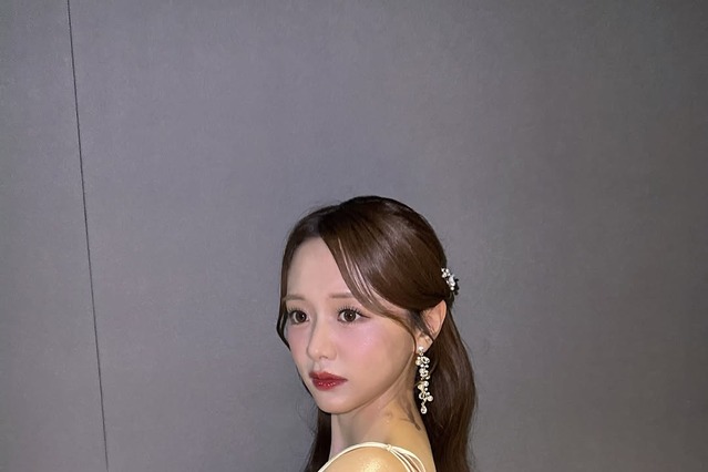 森香澄、“大人可愛く”ドレスアップ！「とっても綺麗」「お人形みたい」と反響続々 画像