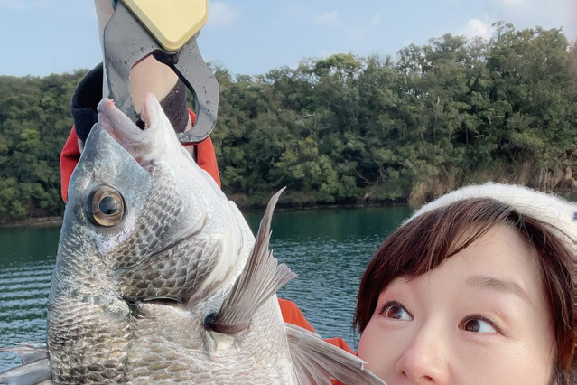登録者37万人の釣り系YouTuber・ちぬ子が伊勢志摩の魅力をガイド！ 新鮮魚介めしのレシピも 画像
