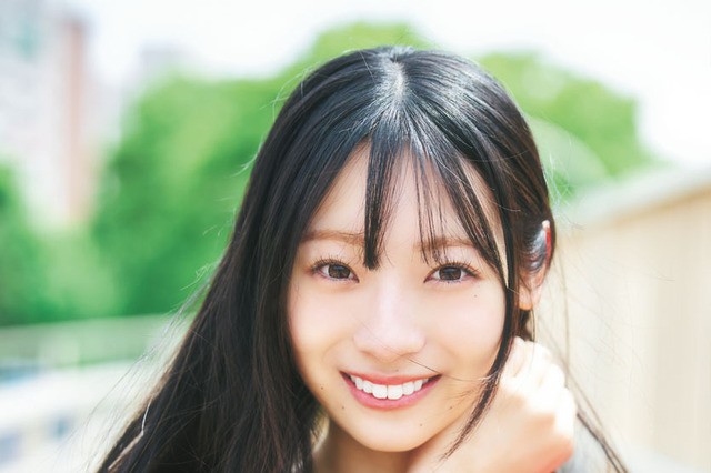 日向坂46・宮地すみれ「大人っぽい私を見てほしい」 『週刊少年チャンピオン』表紙&巻頭グラビアに登場 画像