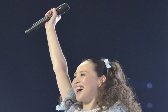 松田聖子、「渚のバルコニー」など4曲のライブ映像公開！ 全国アリーナツアーの映像作品より 画像