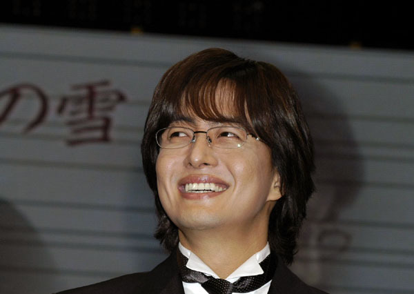 共演者と監督がペ・ヨンジュンを語る〜四月の雪試写会 画像