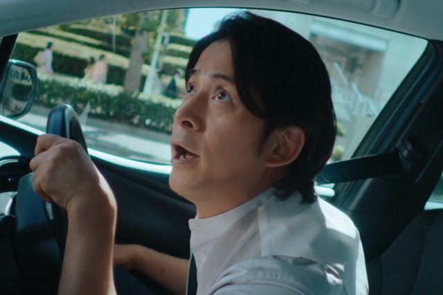 岡田准一と山田杏奈の上司・部下コンビふたたび! 「朝マック」新TVCMを放映 画像
