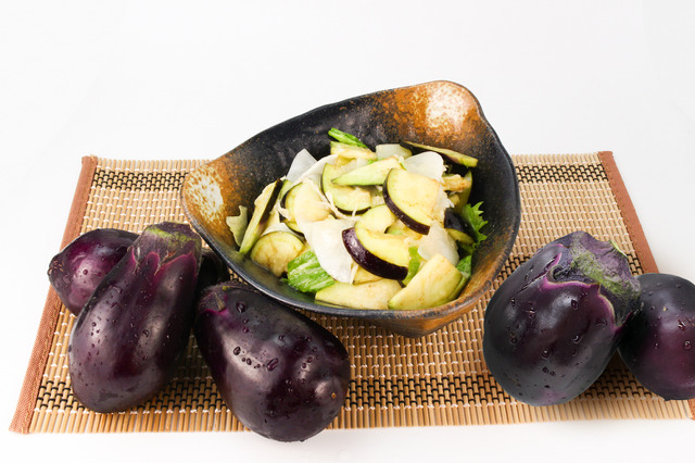 暑い夏にぴったり！ブロンコビリー、季節の野菜が盛り沢山「夏サラダバー」がスタート 画像