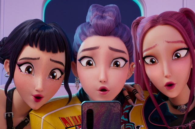 TWICEメンバーも参加したNetflixのK-POPアニメ映画OSTがビルボードチャートトップ10入り 画像