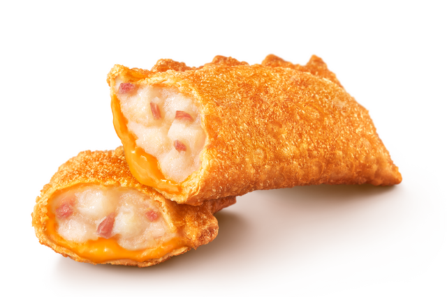 外はサクサク、中はホクホク！マクドナルド、夏限定の人気商品「チーズベーコンポテトパイ」9日より販売 画像