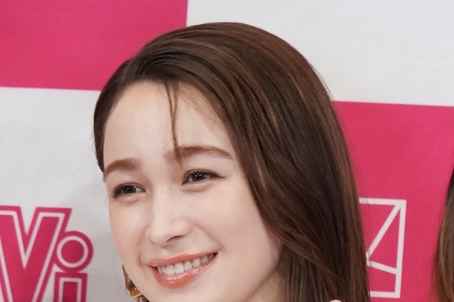 藤井サチ、一般男性との結婚を発表「彼とならどんな困難も乗り越えていける」 画像