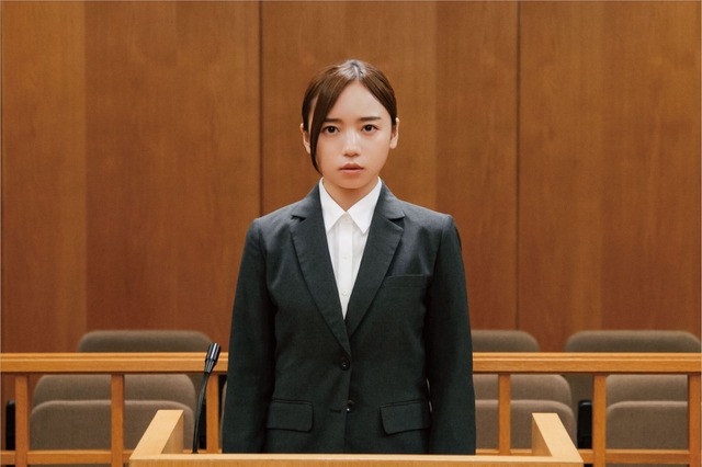 法廷に立つ齊藤京子の場面写真＆映像解禁！カンヌ映画祭出品『恋愛禁止』1月公開 画像