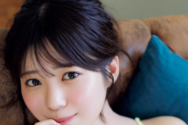 “ナチュラル美少女”磯村美羽、透き通るような水着姿にドキドキ! 画像