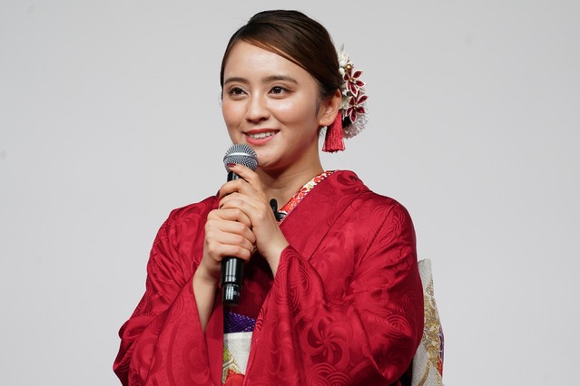岡田結実、恋愛ドラマ撮影前に夫からヤキモチ「にんにくをめっちゃ入れられて…」 画像
