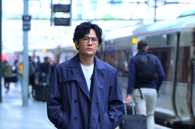 稲垣吾郎が“ハリー・ポッター役”を演じるまでの軌跡に密着！物語誕生の地・ロンドンへ 画像