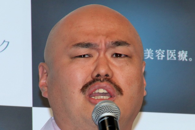 クロちゃん、思わず貯金額を告白「億は持ってます。1億2000万円」 画像