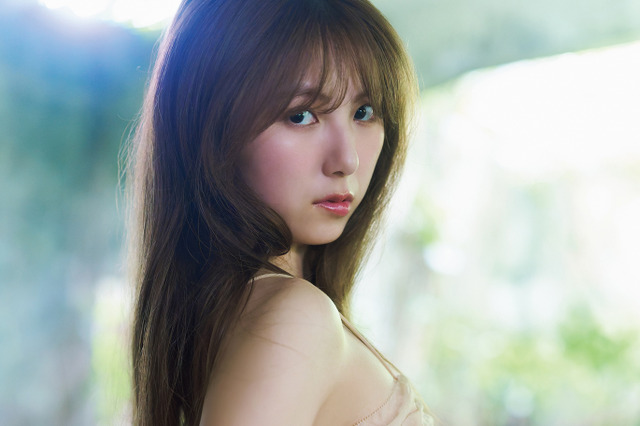 SKE48・菅原茉椰、2nd写真集の発売前重版が決定！美ボディ魅せるバックショットも公開 画像