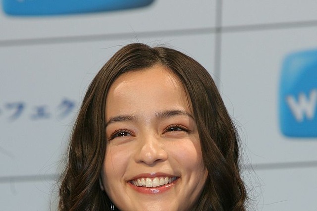 加藤ローサ、離婚をテレビ初告白!元夫・松井大輔もコメント 画像