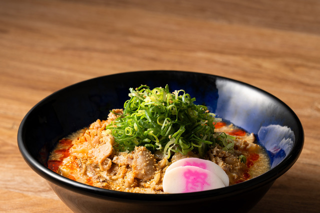 資さんうどん、史上初の新味メニュー「酸辣湯うどん」が登場！27日より期間限定販売 画像