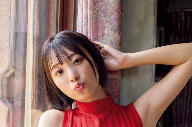 『グッド！モーニング』キャスター・今井春花アナ、ノースリーブニットで天真爛漫グラビア！ 画像