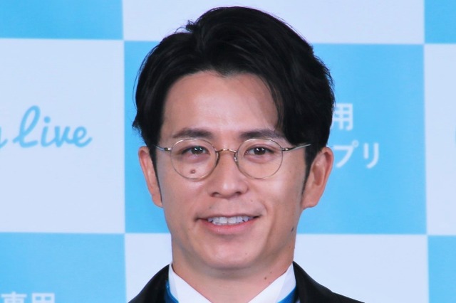 藤森慎吾、妻顔出しのハワイ挙式写真公開！ネット「奥さん素敵すぎる」 画像