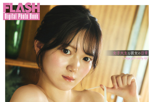 女子大生グラエンサー・ちーまき、ランジェリーずらして“美谷間”披露! 画像