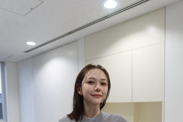ラインもくっきり！村重杏奈、“なんでもない日の私服”に絶賛の声 画像