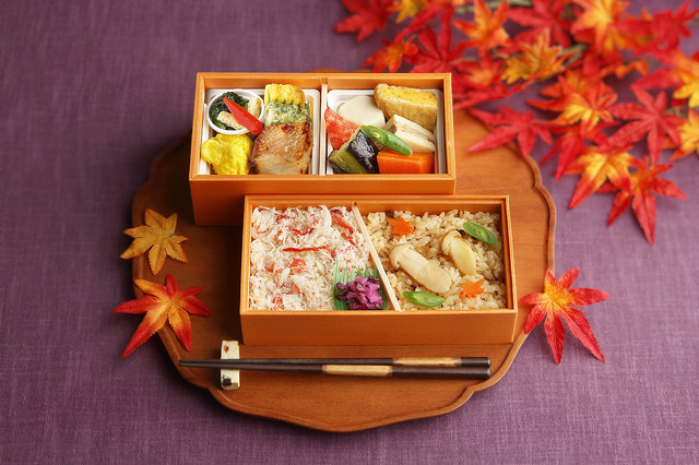 老舗日本料理店・なだ万、秋の贅沢弁当「松茸御飯と蟹御飯の二段重」19日より発売！ 画像