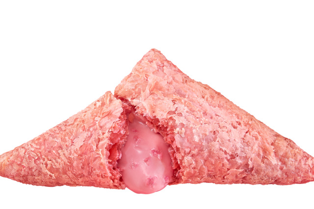 マクドナルド、三角チョコパイが10月8日発売！今年は新作「いちごミルク味」が登場 画像